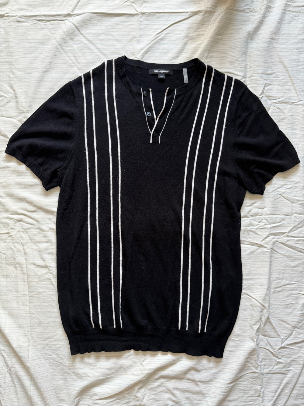 $170 Karl Lagerfeld black white stripe Henley shirt size Medium